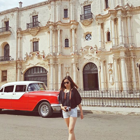 Meet your Posher, Arianne - Picture 1 of 1